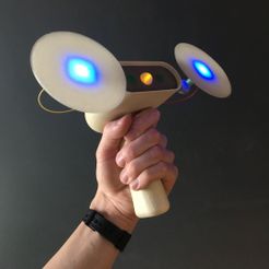 resize-goodsquare-1.jpg Fichier STL gratuit Rick et Morty Mind Eraser !・Objet pour impression 3D à télécharger