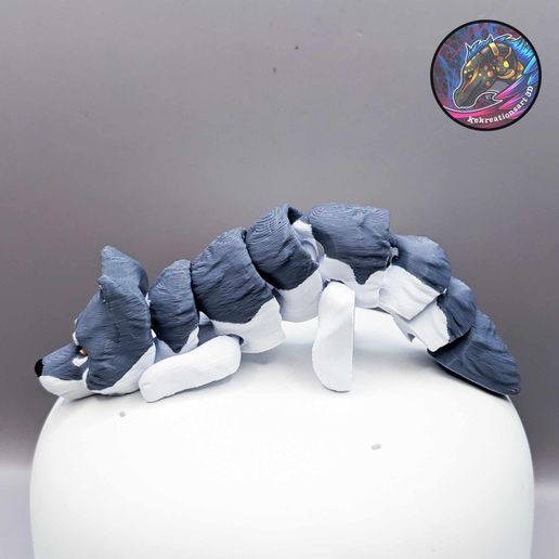 418324946_916753343358723_2084448576806901725_n.jpg Baby Flexi Wolf Keychain