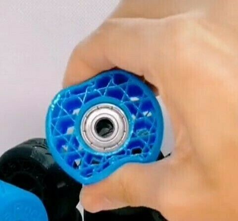 Screenshot-2021-03-12-002807.jpg Einfaches Skateboard-Rad