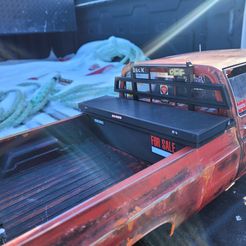 20230218_155429.jpg STL file RC4WD BLAZER TRUCK BED TOOL BOX・3D printer model to download