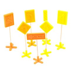 584c5dc1a05876af4b85e956d17372d7_1449537388115_11.20.15-product-shoot-051.jpg Free STL file Left Turn Road Signs・3D print design to download