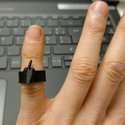 IMG-20220212-WA0000.jpeg middel finger ring