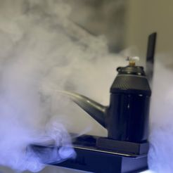 Smoke-With-P-HK.jpg Archivo STL PuffCo Proxy + Hot Knife Dock・Objeto para impresora 3D para descargar