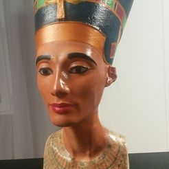 Nofretete-Büste [hohl]