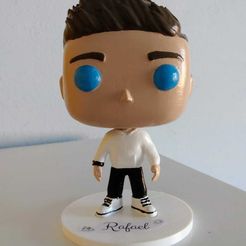 Imagem-do-WhatsApp-de-2023-09-23-à-s-19.59.36.jpg STL file Funko Pop Boy wearing coat and watch・3D print design to download