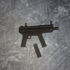 SMGC- P.jpg Fichier STL SMG Core 1 - Arme à feu 1:12 Action Figure・Modèle à télécharger et à imprimer en 3D