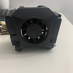 61DD14AF-B907-4D80-902C-9E96F78B85B3.jpg Dual Cooling Fan Ender 7 Style hotend for Ender 3 V2 - Remix, Heated Inserts