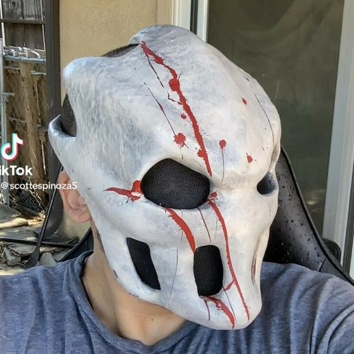 Printed-Terror-Mask.jpg Terror Mask - Splatterhouse 3 (1993)