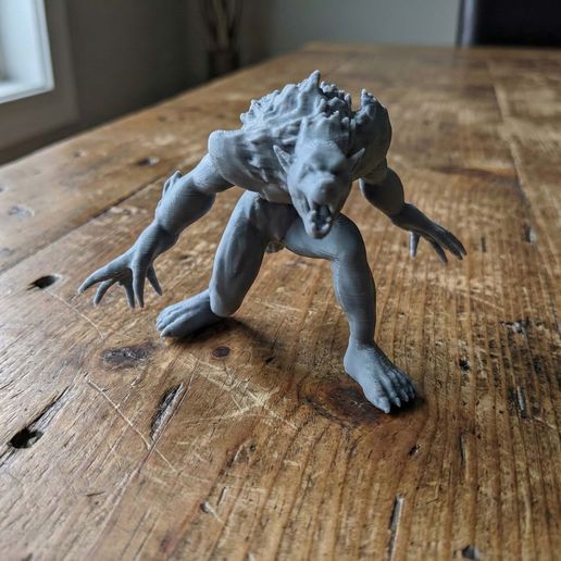 🐺 White Balverine Miniature