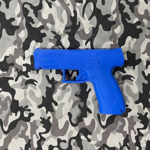 IMG_2525.jpeg CZ P10 C REAL SIZE