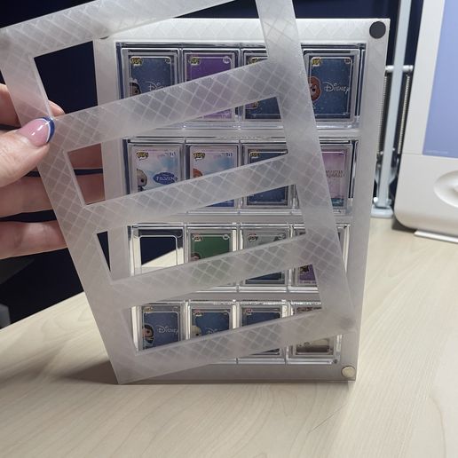 Funko Bitty Pop display case for 4 piece sets w/mag back plate