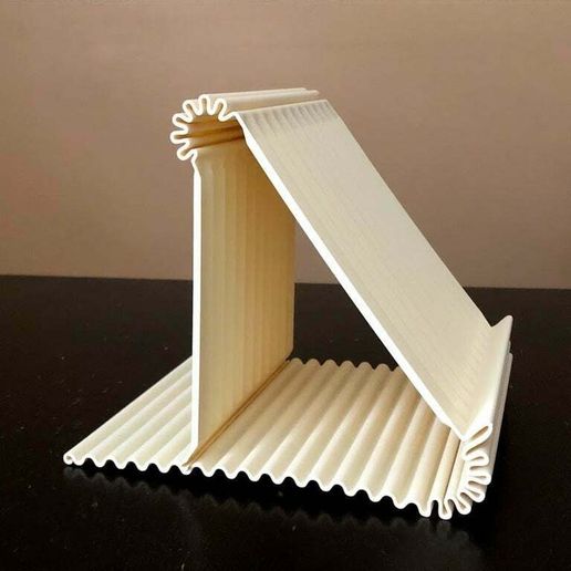IMG_3131.jpg iPad Stand