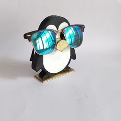 1687604301041.jpg Penguin glasses holder