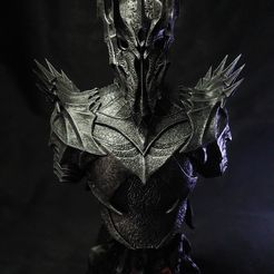 Buste de Sauron