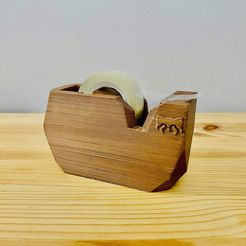 639EBA4A-F9BF-4FE7-83E6-91FBCC55A6F2.jpeg Dispensador de cinta adhesiva de madera