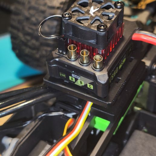 MVIMG_20260220_221714.jpg Rlaarlo Esc Relocation Plate V2