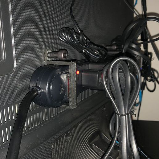 2.jpg VESA-Halterung für Powerstrips