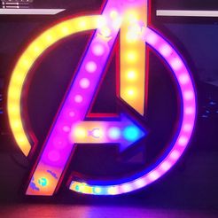 20230828_212514.jpg Free STL file Avenger lamp・3D printable object to download