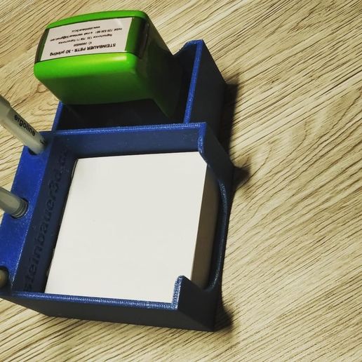 240742457_1017029092403043_744871697132704734_n.jpg Pen Holder with Notepad