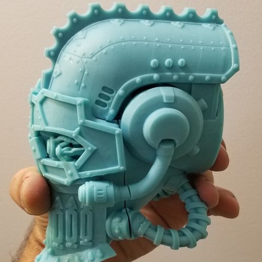 20190923_123746.jpg Emperor Titan Head with crew