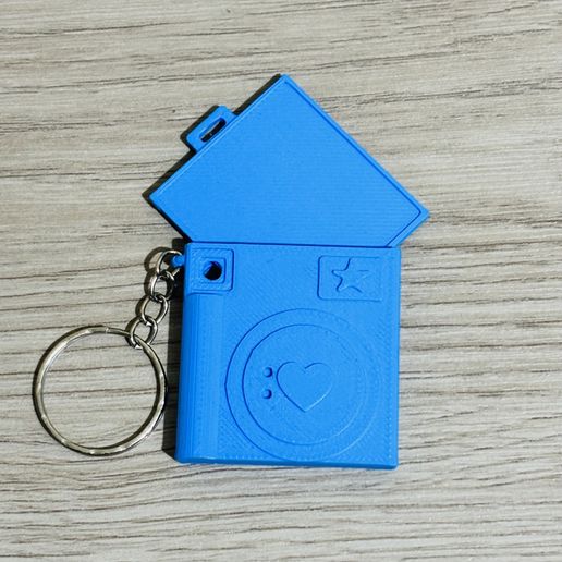 Camara Llavero Instax SQ1 3D model