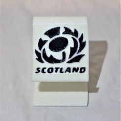 Scotland rugby stand forward pic.jpg Archivo 3D gratis Soporte telefónico de rugby en Escocia・Diseño por impresión en 3D para descargar