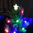 2c580dd9d495f57215ede6a43945c6e4_display_large.jpg DIY Christmas lights for a small table-top tree