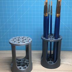 IMG_E3082.jpg STL file Brush stand for 15 brushes・Model to download and 3D print