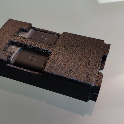 Protection pour boitier Cardin 3D model