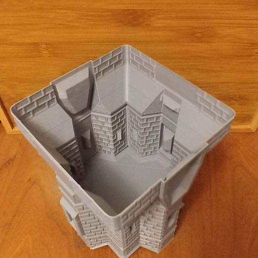 05ef9d6ac17bd69f3c1ae0ff4c06f789_display_large.jpg VMT - Torre de Vigia