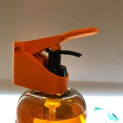 90085844_211047486634488_3888945027983867904_n.jpg 3D-Datei Spender für Flüssigseife/Handdesinfektionsmittel für eine Hand/einen Unterarm. kostenlos・Modell zum 3D-Drucken zum herunterladen