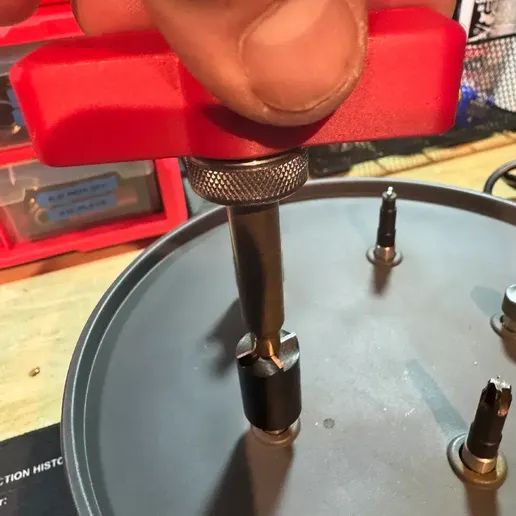 img_4207.webp Lee Precision Lock Stud Holder