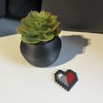 FullSizeRender-67.jpg MINECRAFT HEART HALF KEYCHAIN