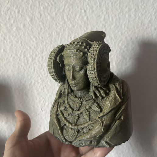 image0-8.jpeg La Dame d'Elche