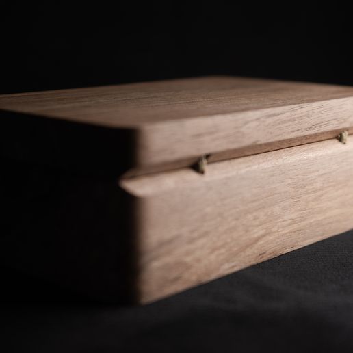 DSC03512.jpg Jewelry Box with Lid | STL File for 3D Printing | Two-Compartment Jewelry Organizer | Wooden Box Design for CNC