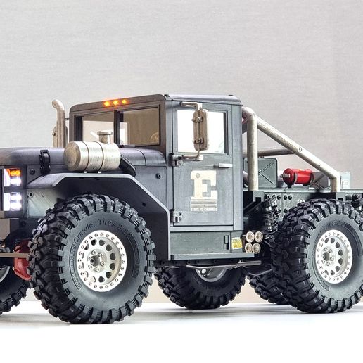 ESC-6x6-MK1-ST_07.jpg ESC 6x6 MK1 "Six Claw 6x6" _1/10 RC Body and Chassis