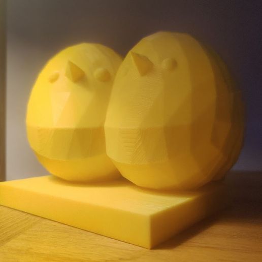 Cute pair of birds. Low Poly 3D model