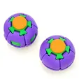 db2a2b73e6df3cb5.webp HelixCore – Press-to-Spin Squishy Ball