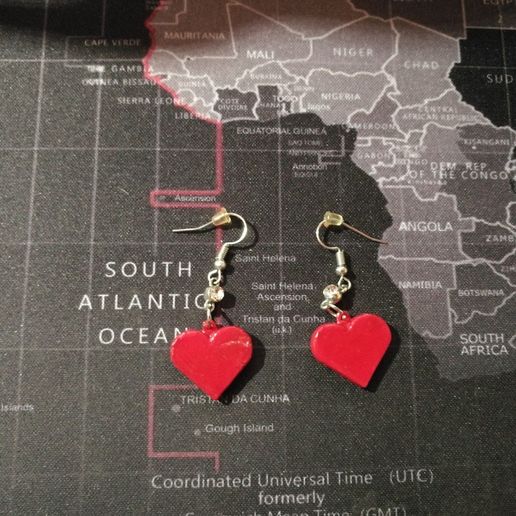Heart earrings 3D model