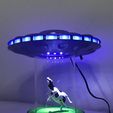 75fbb7f751dcbed3164815928ce30210_display_large.JPG UFO Abduction Lamp with blinking lights