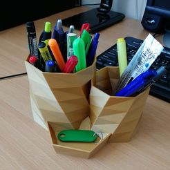 IMG_20180319_105203.jpg Double pencil cup / holder