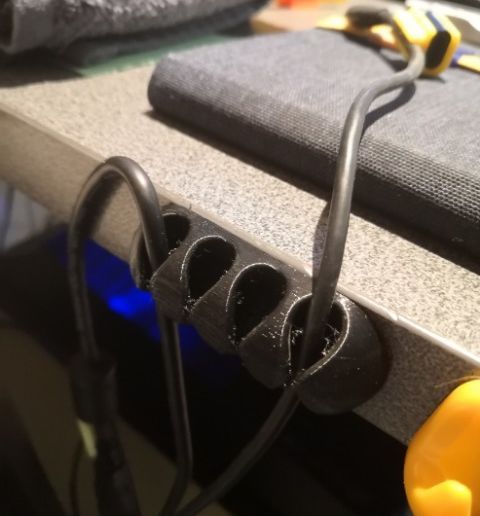 IMG_20201011_134723.jpg cable catch, clip