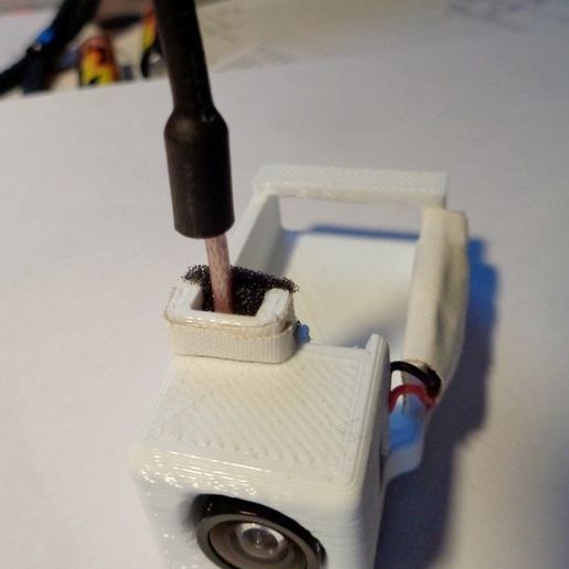 DSC03707.JPG eachine 25mv mini camera stand