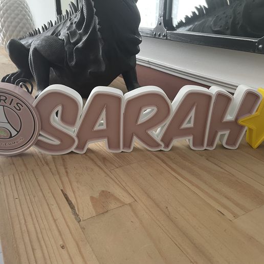 First name LED TO ASSEMBLE Sarah PSG