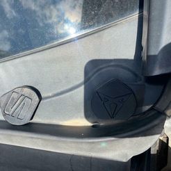 a1.jpg Seat leon front wiper covers (Cupra Logo)