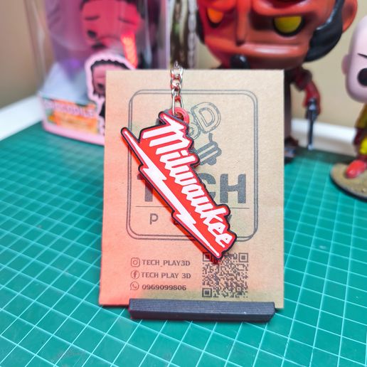 IMG_20250422_112704.jpg Milwaukee Keychain