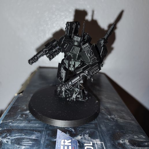 Тау - Кризисные костюмы