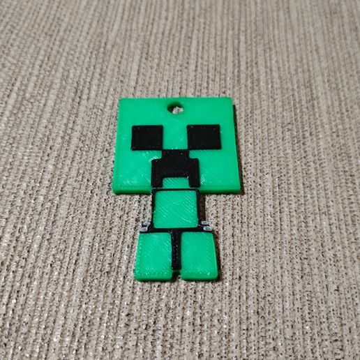 Minecraft Creper Keychain 3D model