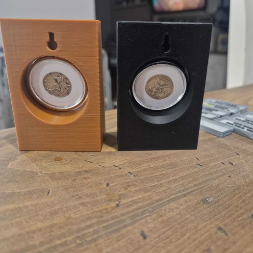 STL file 33MM COIN CASE SPINNING DISPLAY 🪙 ・3D printing model to ...