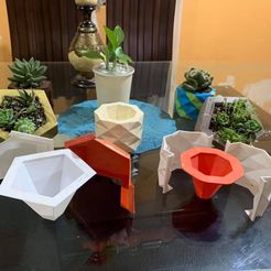 117966033_177044150736301_3700291313113218490_n.jpg STL file Geometrical pot mould・3D print model to download